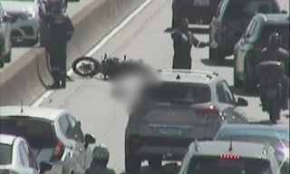 Imagem ilustrativa da imagem Motociclista morre em acidente na Terceira Ponte