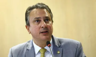Imagem ilustrativa da imagem Projeto para mudar o novo ensino médio irá para Congresso até setembro