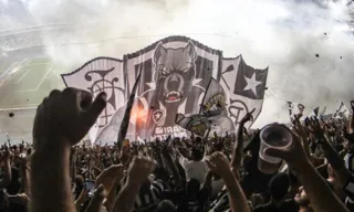 Imagem ilustrativa da imagem STJD arquiva denúncia contra o Botafogo por organizada usar slogan nazista