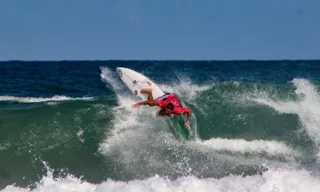 Imagem ilustrativa da imagem Surfista capixaba entre os quatro melhores da América do Sul