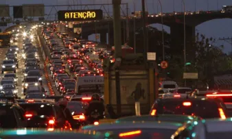 Imagem ilustrativa da imagem 3ª Ponte terá interdição parcial no sentido Vila Velha x Vitória nesta quarta