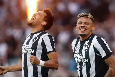 Imagem ilustrativa da imagem A partir de vitória inexpressiva, Botafogo se tornou um fenômeno
