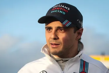 Imagem ilustrativa da imagem Advogados de Felipe Massa acionam FIA e F1 por perda de título mundial
