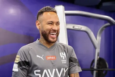 Imagem ilustrativa da imagem Al-Hilal revela lesão de Neymar, que realiza primeiro treinamento no clube