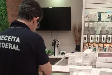 Imagem ilustrativa da imagem Alfândega retém R$ 190 mil em eletrônicos em loja do ES por falta de nota fiscal