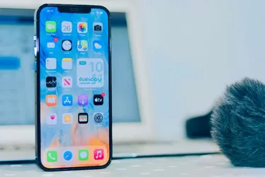 Imagem ilustrativa da imagem Anatel apura nível de radiação de iPhone 12, após suspensão na França