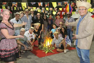 Imagem ilustrativa da imagem Arraiá em Jardim da Penha com comidas típicas e apresentação de quadrilhas