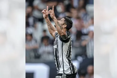 Imagem ilustrativa da imagem Atlético-MG abre 2 a 0, mas América empata clássico com gol de letra