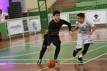 Imagem ilustrativa da imagem Basquete vive momento de renascimento no Espírito Santo