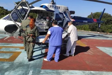 Imagem ilustrativa da imagem Bebê nasce com 910 gramas e é transferido de helicóptero para hospital no ES