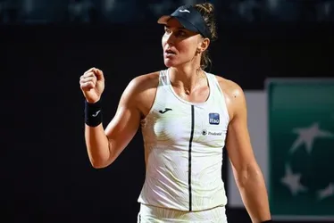 Imagem ilustrativa da imagem Bia Haddad celebra campanha em Garros e diz que meta era chegar à 3ª rodada