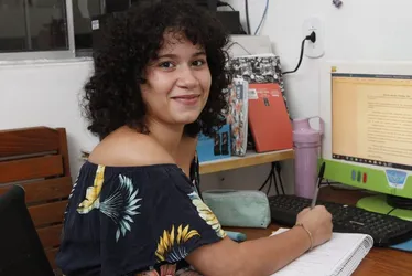 Imagem ilustrativa da imagem Bolsa de até 100% para 4.431 em faculdades particulares
