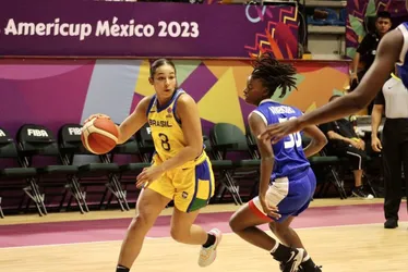 Imagem ilustrativa da imagem Brasil estreia com vitória sobre Cuba em Copa América de basquete