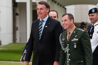Imagem ilustrativa da imagem CPMI interroga ex-ajudante de Bolsonaro sobre conspiração golpista