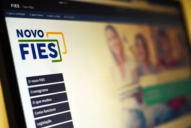 Imagem ilustrativa da imagem Câmara aprova proposta de renegociação de dívidas do Fies