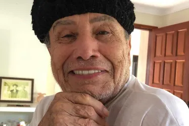 Imagem ilustrativa da imagem Capixaba Stênio Garcia tem alta do hospital após quase uma semana internado