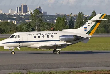 
          Imagem ilustrativa da imagem Carona para mulheres de comandantes em aviões da FAB
          