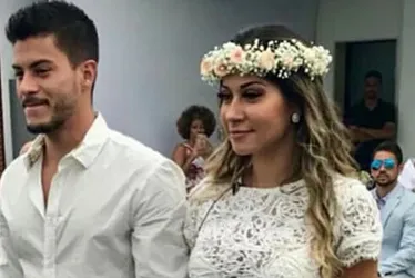 Imagem ilustrativa da imagem Casamento surpresa de Arthur Aguiar e Maíra Cardi é anulado