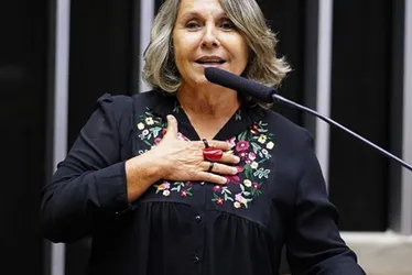 Imagem ilustrativa da imagem Centrão quer mais 10 bilhões em emendas para aprovar arcabouço