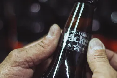 Imagem ilustrativa da imagem Cervejaria Backer faz acordo para pagar R$ 500 mil a cada vítima