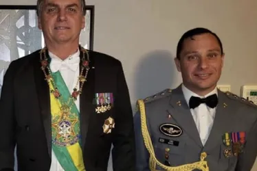 Imagem ilustrativa da imagem Cid tentou vender por mais de R$ 600 mil joias doadas pela Arábia, diz PF