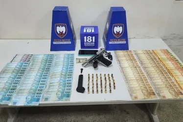 Imagem ilustrativa da imagem Cinco pessoas detidas e mais de R$ 8 mil apreendidos pela polícia em Guarapari