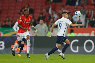 Imagem ilustrativa da imagem Com um a menos, Cruzeiro segura pressão e empata com o Inter no Beira-Rio
