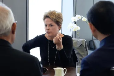 Imagem ilustrativa da imagem Como chefe do banco dos Brics, Dilma deve encontrar Putin na Rússia