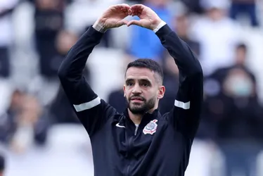 Imagem ilustrativa da imagem Corinthians aniquila Coritiba com virada fulminante no Brasileirão