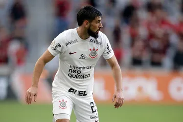 Imagem ilustrativa da imagem Corinthians tem primeiro tempo ruim, cai para Athletico-PR e acumula 6ª derrota