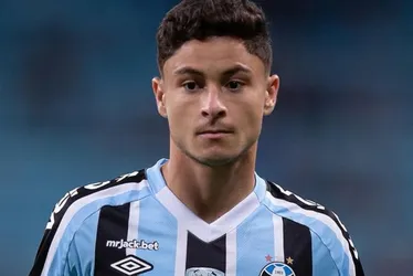 Imagem ilustrativa da imagem Diogo Barbosa é liberado pelo Grêmio e vai ao Rio assinar com o Fluminense
