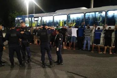Imagem ilustrativa da imagem Drogas e até Viagra encontrados com detentos que saíam para trabalhar no ES
