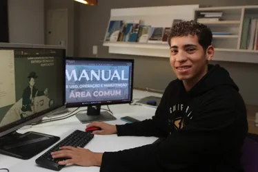 Imagem ilustrativa da imagem Empresas dão prêmios e folgas extras para atrair jovens talentos