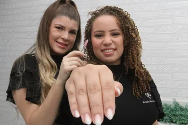 Imagem ilustrativa da imagem Empresas dão prêmios e folgas extras para atrair jovens talentos