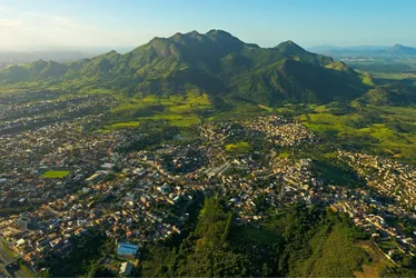 Imagem ilustrativa da imagem Encantos em montanha, praias e lagoas da Serra