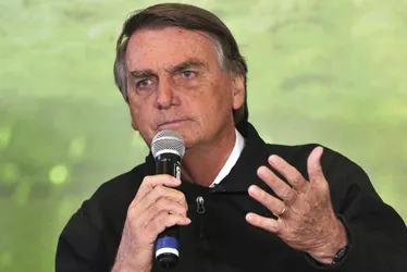 Imagem ilustrativa da imagem Entenda os principais pontos do voto do relator na ação contra Bolsonaro no TSE