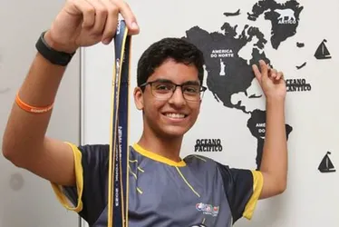 Imagem ilustrativa da imagem Estudante do ES de 17 anos tem coleção de 48 prêmios