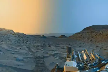 Imagem ilustrativa da imagem FOTO | Nasa "colore" um dia em Marte e cria cartão-postal