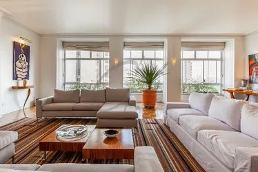 Imagem ilustrativa da imagem FOTOS | Conheça o apartamento de Jô Soares, posto à venda por R$ 12 milhões