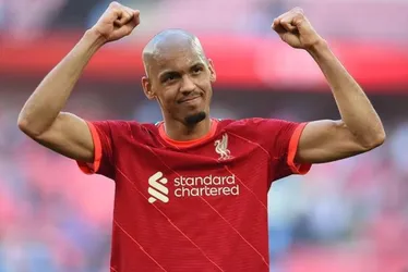 Imagem ilustrativa da imagem Fabinho se despede do Liverpool após cinco anos e é oficializado no Al-Ittihad
