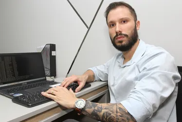 Imagem ilustrativa da imagem Famílias criam estratégias para se proteger de golpes