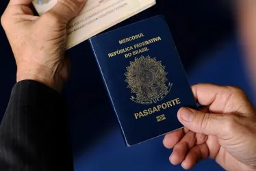 Imagem ilustrativa da imagem Fila para tirar visto para os EUA cai pela metade