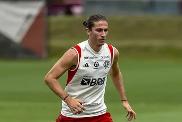 Imagem ilustrativa da imagem Filipe Luís é vetado pelo Fla de 1º jogo da final da Copa do Brasil