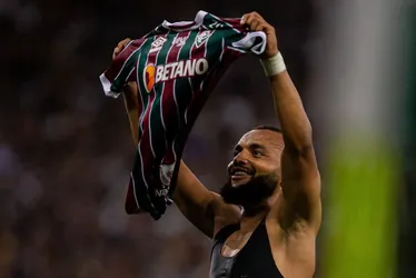 Imagem ilustrativa da imagem Flu faz no fim, vence Argentinos Juniors e pode encarar Fla na Libertadores