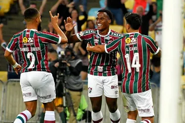 Imagem ilustrativa da imagem Fluminense vence Palmeiras e cola no Flamengo na briga pela vice-liderança
