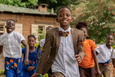 Imagem ilustrativa da imagem Formado por crianças da Uganda, Coral Watoto está em turnê pelo ES