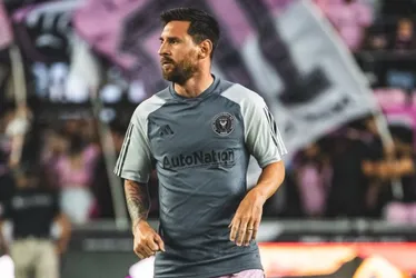 Imagem ilustrativa da imagem Funcionário do estádio do Inter Miami é demitido por pedir autógrafo para Messi