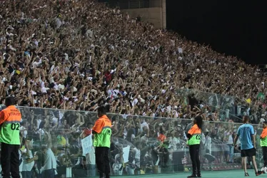 Imagem ilustrativa da imagem Governador do ES coloca Estádio Kleber Andrade à disposição do Vasco para jogos