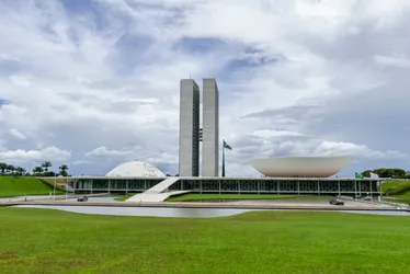 
          Imagem ilustrativa da imagem Governadores se queixam de “pegadinha do Sudeste”
          