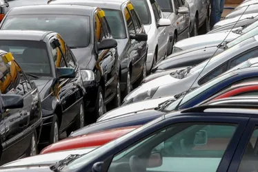 Imagem ilustrativa da imagem Governo destinará mais R$ 300 milhões em incentivos para carro popular